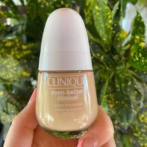 Clinique Even Better Clinical Serum Foundation